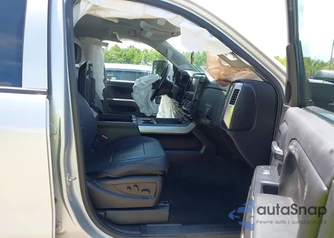 2015 Chevrolet Silverado 2500Hd Lt z USA, uszkodzony, nr VIN 1GC1KVEG8FF612423